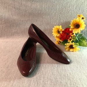 Burgundy ‘Crocodile’ Low-Heel Pumps